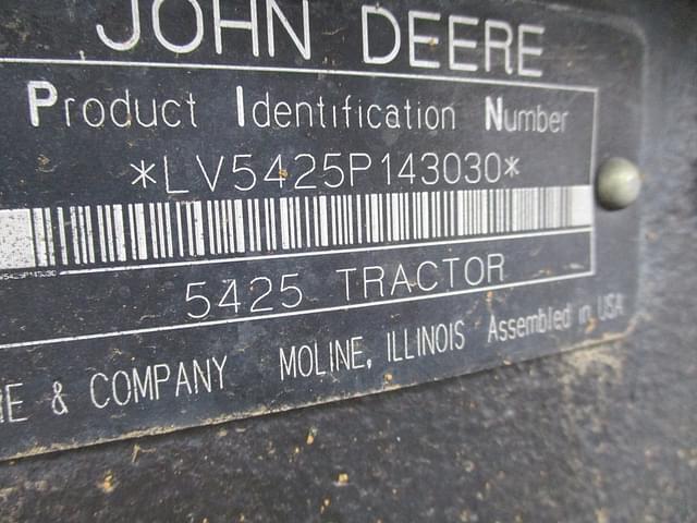 Image of John Deere 5425 equipment image 3