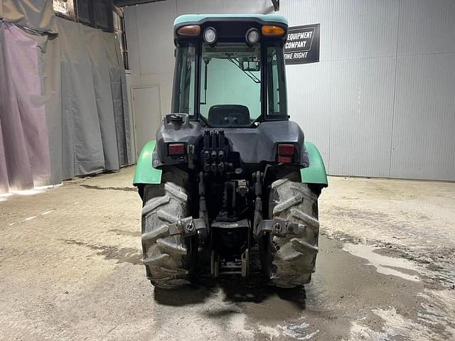 Image of John Deere 5425 equipment image 3