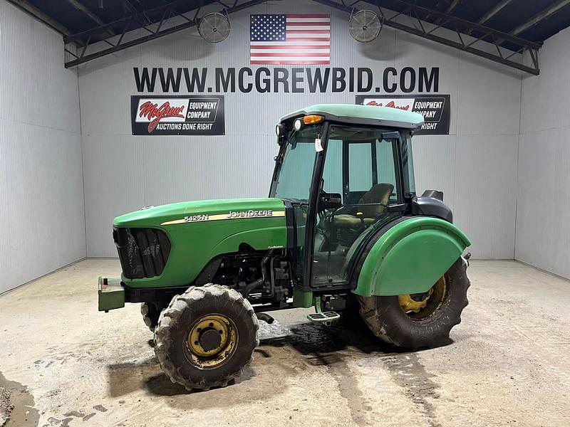 Image of John Deere 5425 Primary image