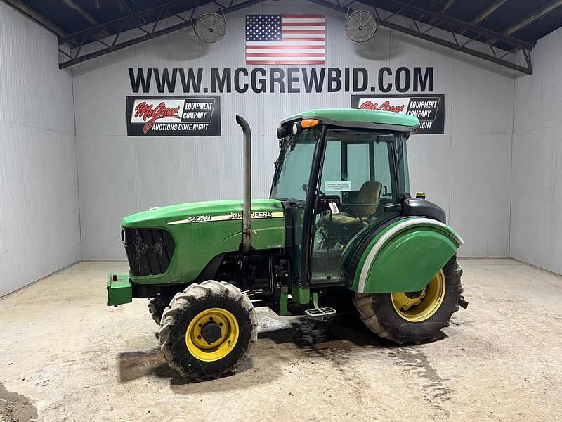 Image of John Deere 5425 Primary image