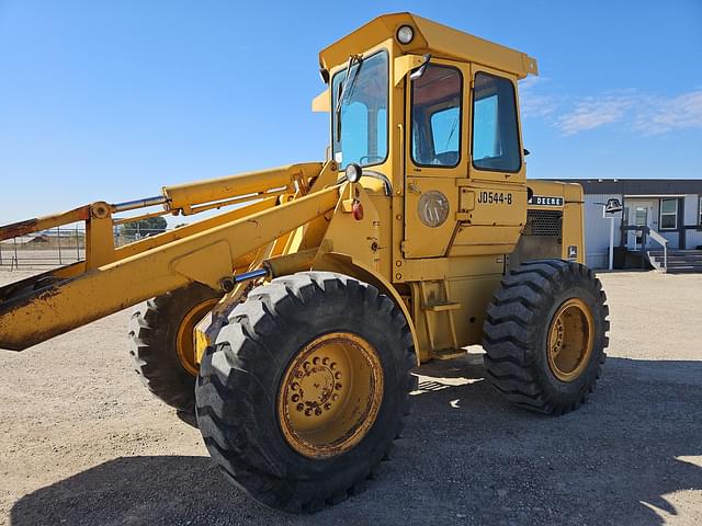 Image of John Deere 544B equipment image 3