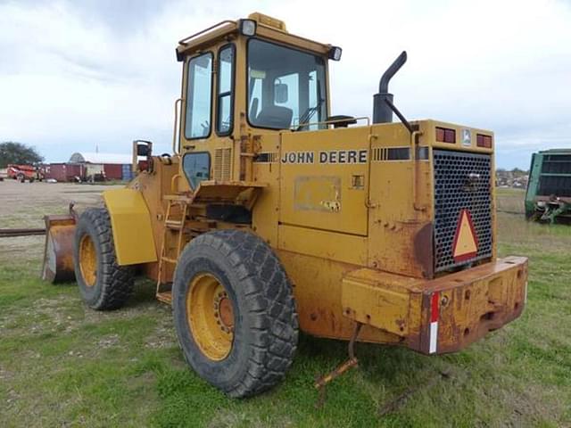 Image of John Deere 544E equipment image 3