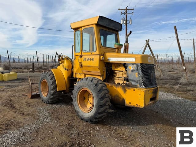 Image of John Deere 544 equipment image 3