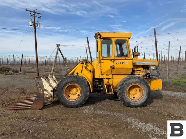 Image of John Deere 544 equipment image 2
