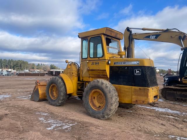 Image of John Deere 544 equipment image 4