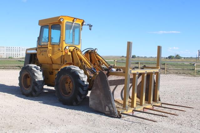 Image of John Deere 544A equipment image 3