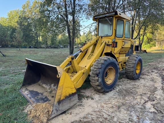 Image of John Deere 544B equipment image 2