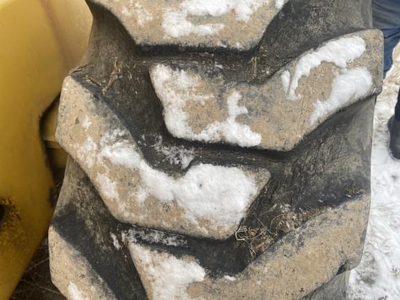 Image of John Deere 544B equipment image 1