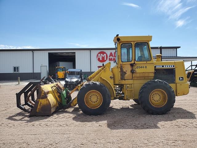 Image of John Deere 544B equipment image 4