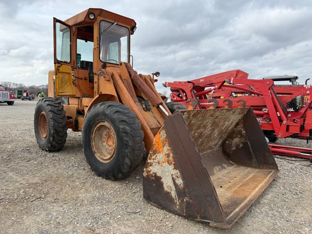 Image of John Deere 544B equipment image 1