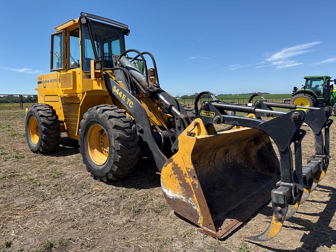 Image of John Deere 544E Primary image