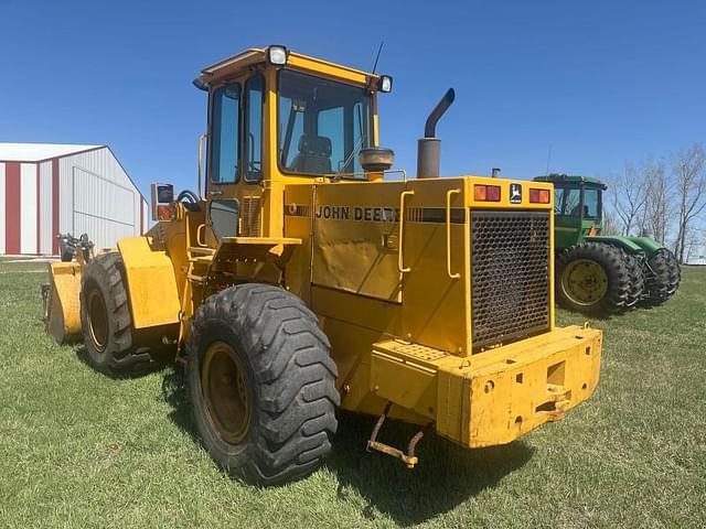 Image of John Deere 544E equipment image 1