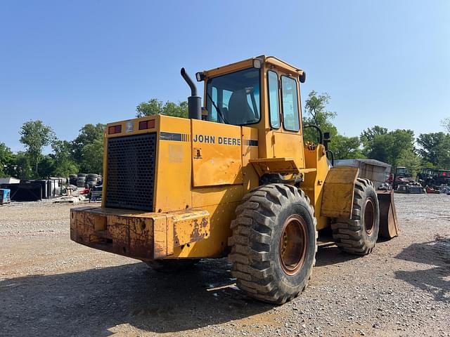 Image of John Deere 544E equipment image 3