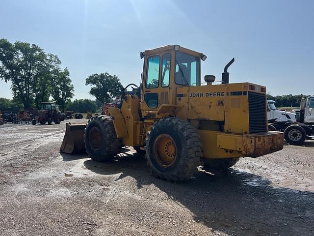 Image of John Deere 544E equipment image 1