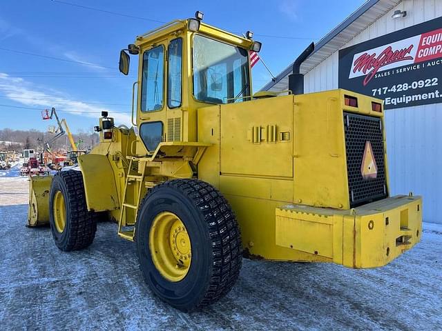 Image of John Deere 544E equipment image 2