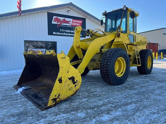 Image of John Deere 544E equipment image 1