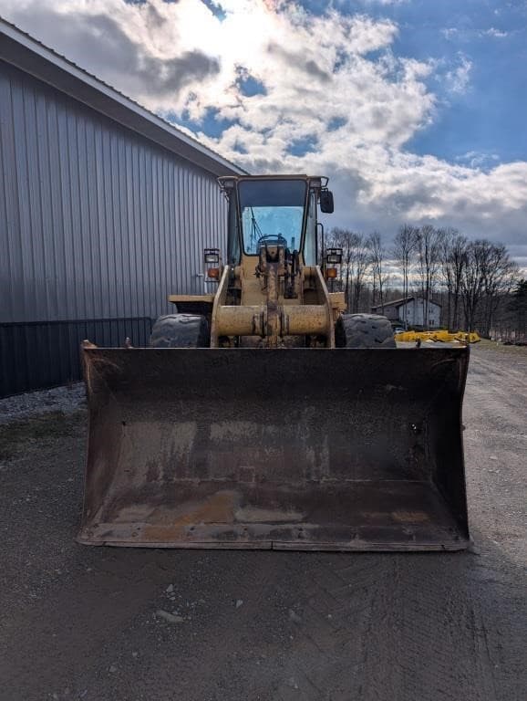 Image of John Deere 544G equipment image 1