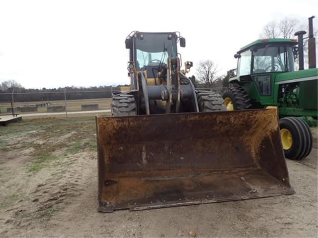 Image of John Deere 544J equipment image 1