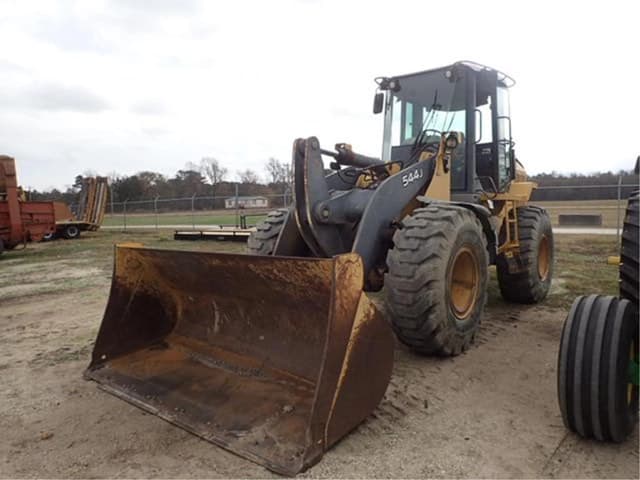 Image of John Deere 544J equipment image 2
