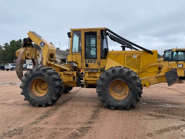 Image of John Deere 548G equipment image 3