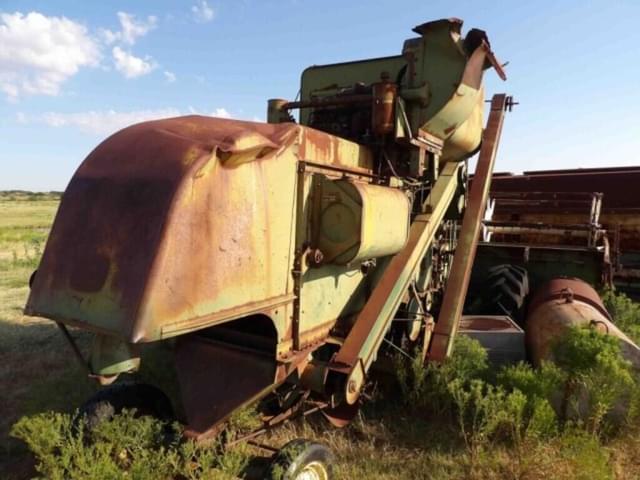 Image of John Deere 55 equipment image 3
