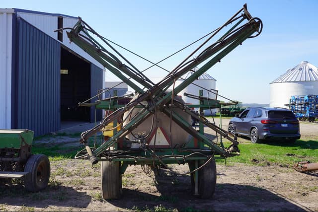 Image of John Deere 550 equipment image 4