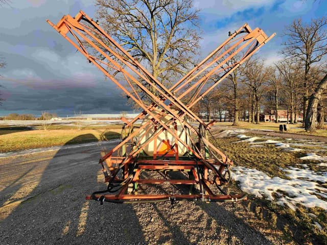 Image of John Deere 550 equipment image 1