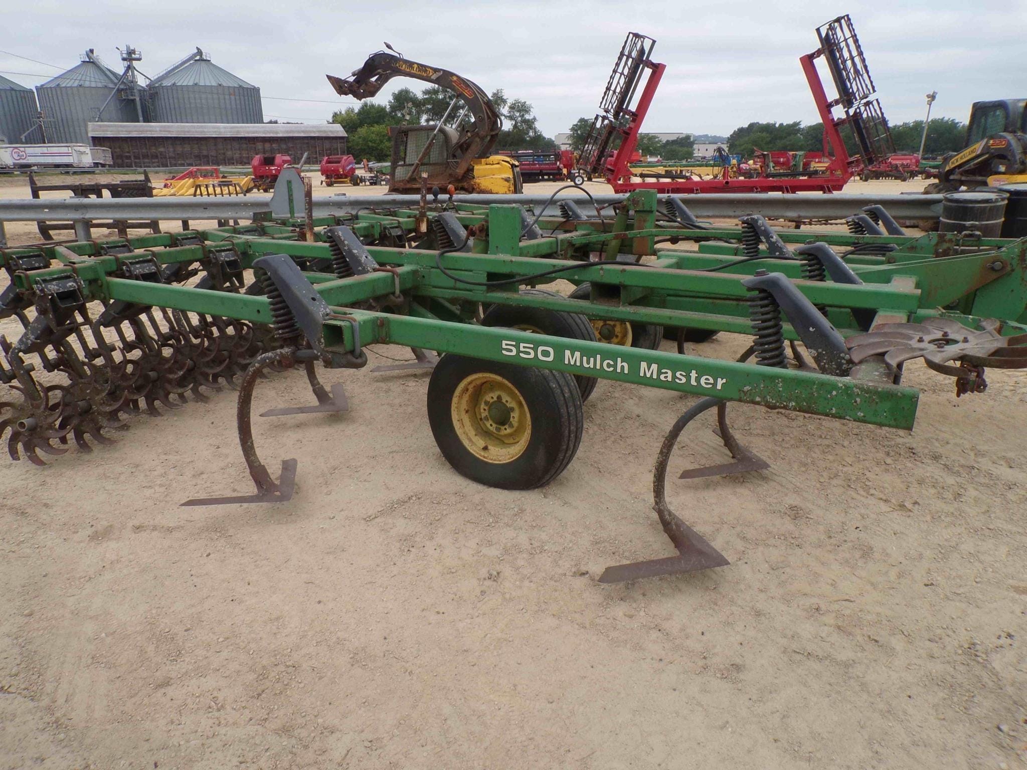 John Deere 550 Equipment Image0