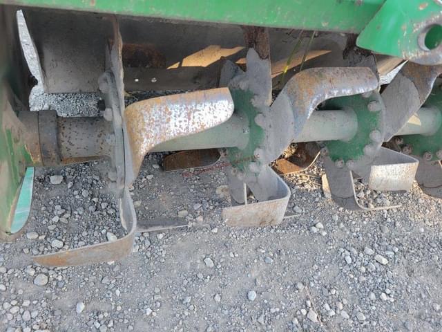 Image of John Deere 550 equipment image 4