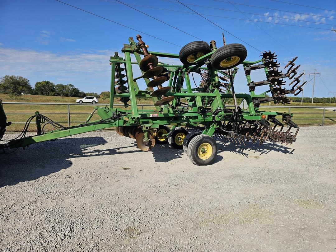 Image of John Deere 550 Primary image