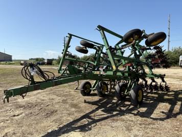 Main image John Deere 550