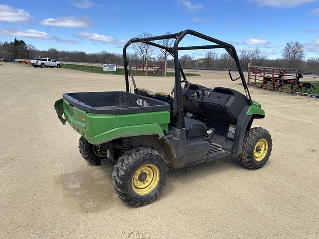Image of John Deere XUV 550 equipment image 4