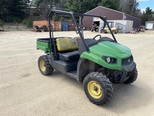 Image of John Deere XUV 550 equipment image 2