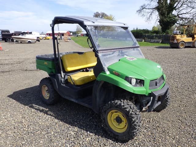 Image of John Deere XUV 550 equipment image 2