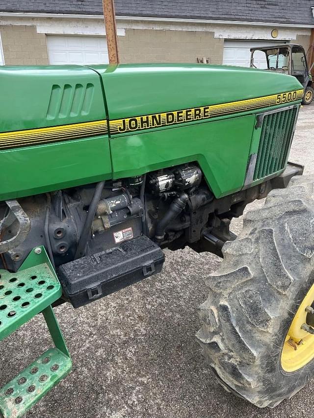 Image of John Deere 5500 equipment image 4