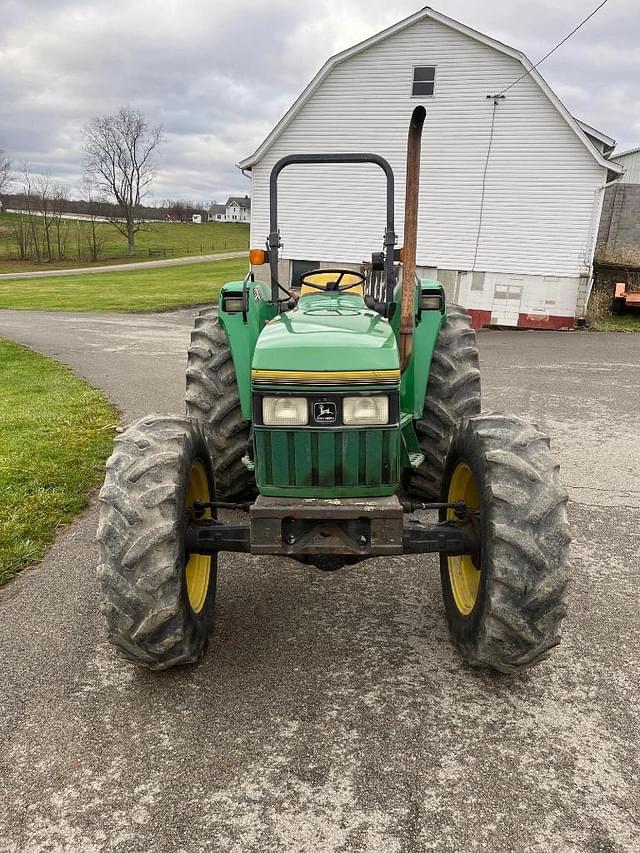 Image of John Deere 5500 equipment image 2