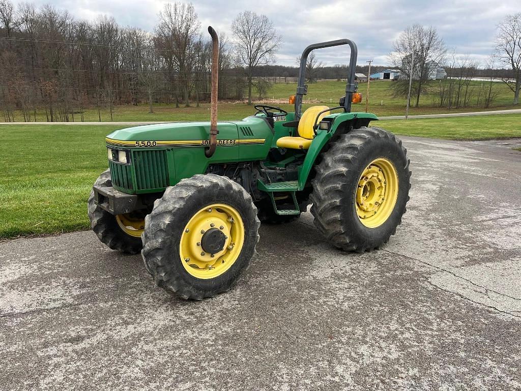 Image of John Deere 5500 Primary image