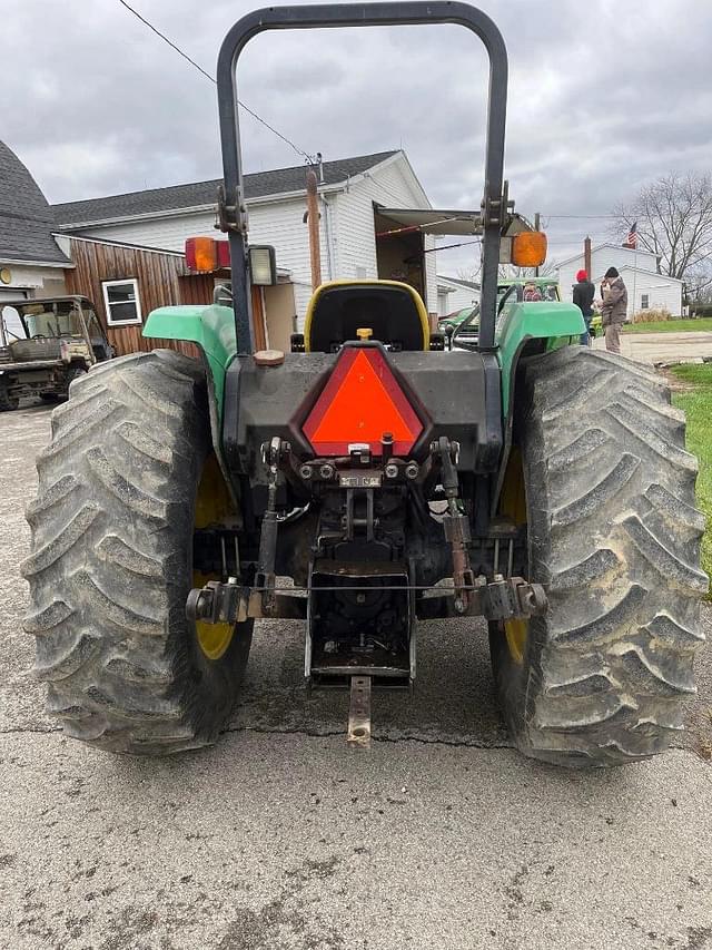 Image of John Deere 5500 equipment image 3