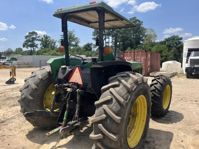 Image of John Deere 5500 equipment image 4