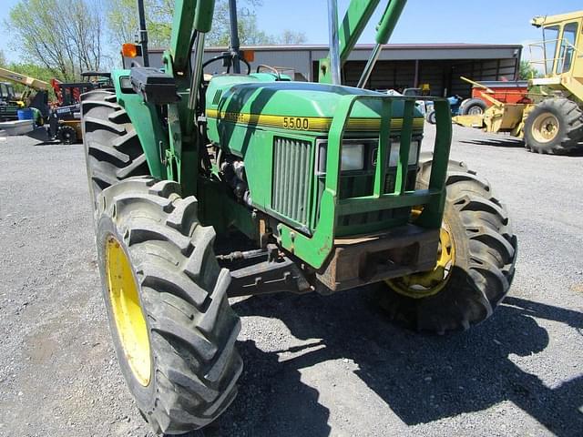Image of John Deere 5500 equipment image 3