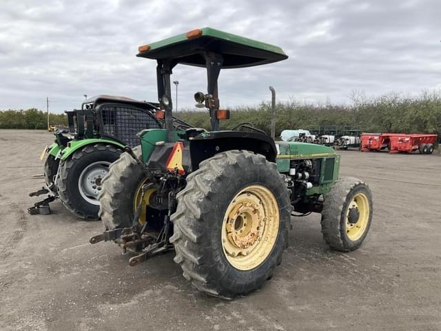 Image of John Deere 5500 equipment image 4