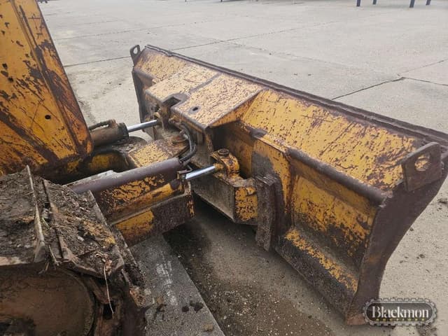 Image of John Deere 550A equipment image 3