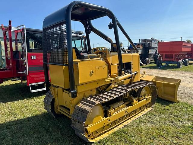 Image of John Deere 550A equipment image 3