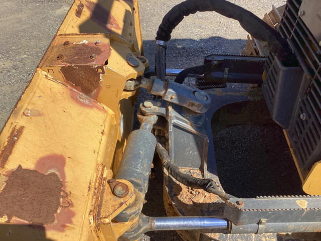Image of John Deere 550K XLT equipment image 2