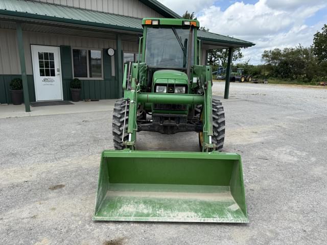 Image of John Deere 5510 equipment image 4