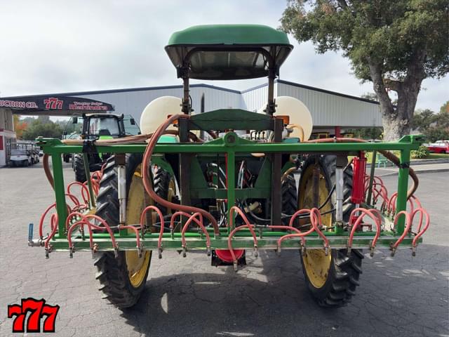 Image of John Deere 5510 equipment image 4