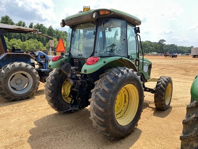 Image of John Deere 5525 equipment image 2