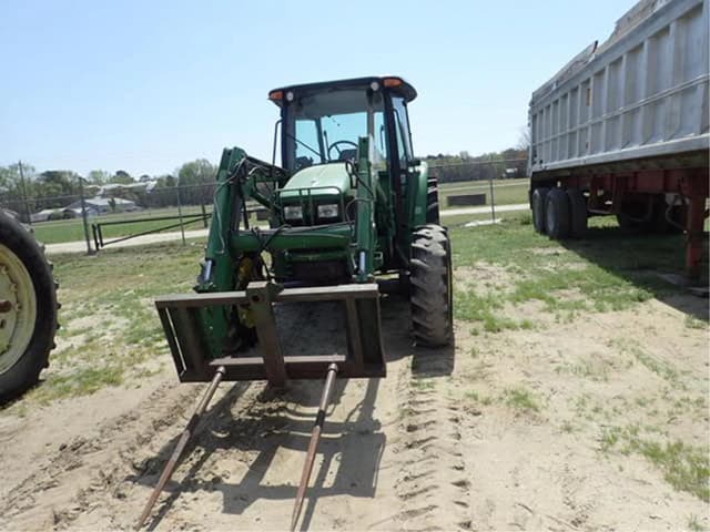 Image of John Deere 5525 equipment image 3