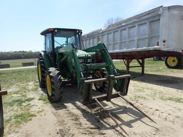 Image of John Deere 5525 equipment image 4