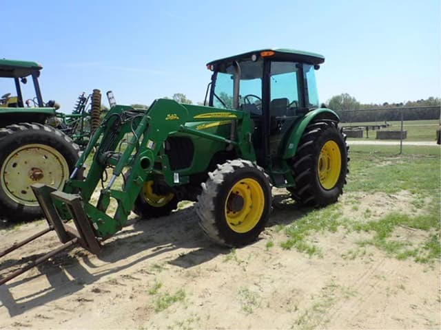 Image of John Deere 5525 equipment image 1